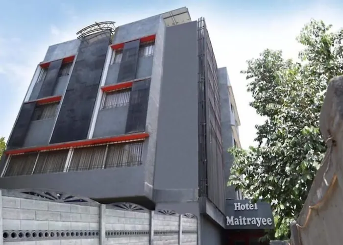 Hotel Maitrayee